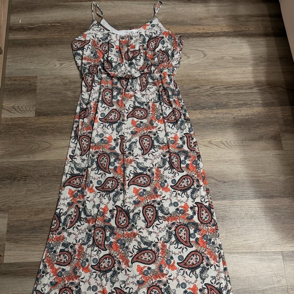NAIF Dresses & Skirts - NAIF Floral Paisley Maxi Dress - Red and Black